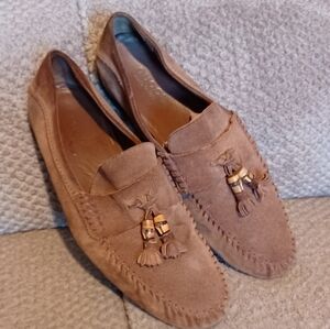 Gucci Men's Brown Suede Leather Driving Loafer Shoe's Black Bottom Tread